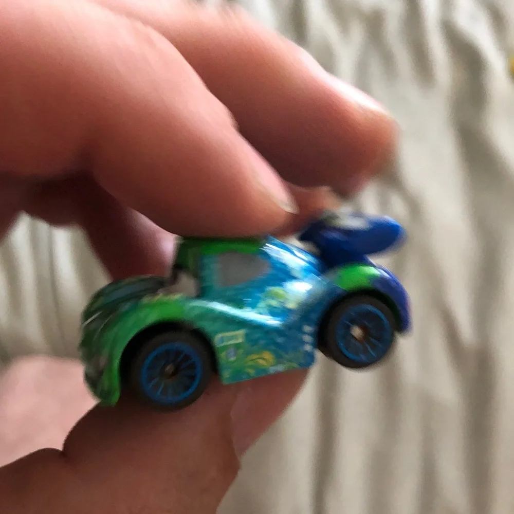 Die-Cast Mini Race Car Set - Red, Blue, Green, Yellow, Purple, Orange